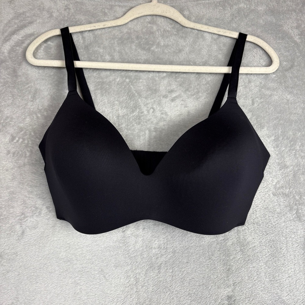 Knix Women's Black Wireless Comfort Bra Size 7‎ T Shirt Bra Casual